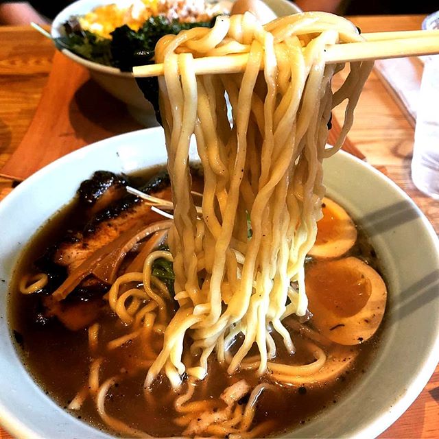 We ❤️ to see your #NOODS @hironori_craft_ramen 📷 @hollygetsfed 🍜 #HiroNoriRamen #TRADEIrvine #Foodhall